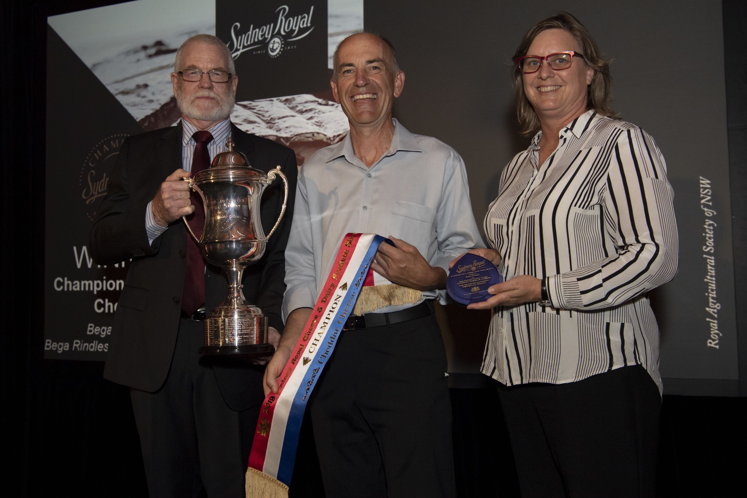 Image of Champion Cheddar Cheese award presentation
