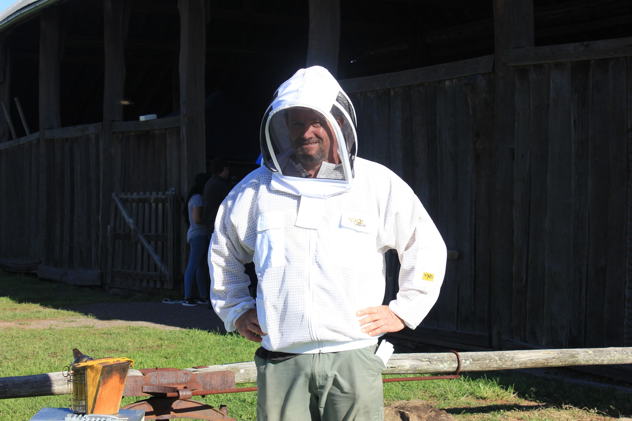 NSW DPI Bee Biosecurity Officer, Rod Bourke, recently appeared in the ABC’s Great Australian Bee Challenge.