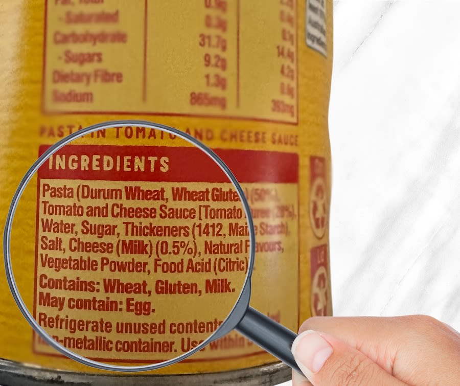 Example of a food label listing allergens.